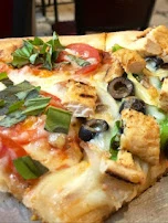 Margarita and Veggie Lovers with Chicken